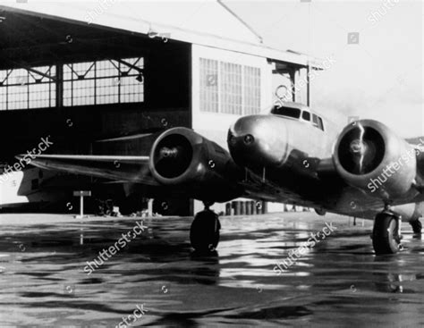 Amelia Earharts Lockheed Electra Airplane Honolulu Editorial Stock ...