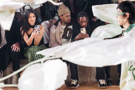 Bella Hadid Shows Off Her Tits In Paris New Photos PinayFlixx