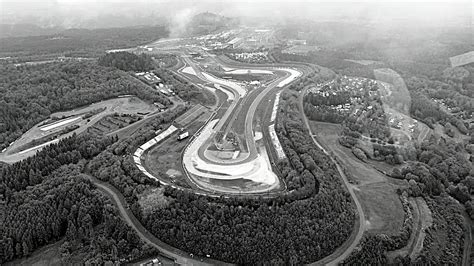 Nürburgring Nordschleife Zwei Tote Nach Unfall