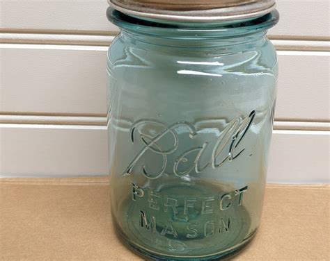 Blue Ball Perfect Mason Pint Jar With Zinc Lid Vintage Mason Jar Blue