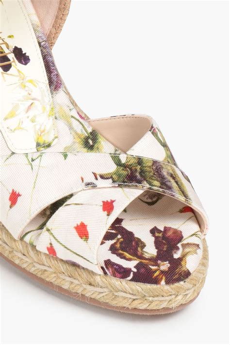 Stuart Weitzman Floral Print Twill Espadrilles The Outnet