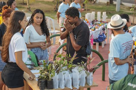 Preserva O De Microparques Em Fortaleza Jovens Receber O R Para