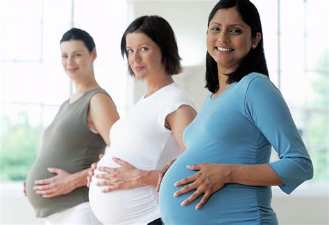 Pregnant Women By Ian Hooton Science Photo Library