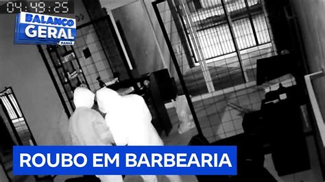 Ladrões fazem a limpa em barbearia roubam até micro ondas e deixam