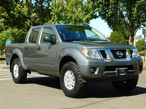 2019 Nissan Frontier Sv Crew Cab 4x4 New Lift New 33 Mud Tires