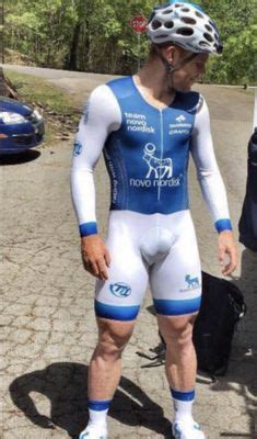 Pomys Y Z Tablicy Ch Opcy Gay Lycra Bulge Na Tablicy Ch Opcy Lekkoatletyka