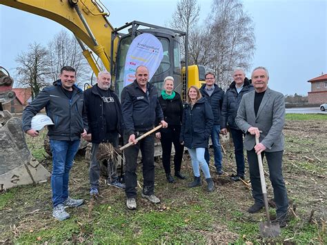 Spatenstich F R Den Neubau Der Kreissportbund Kita Stadt Delbr Ck