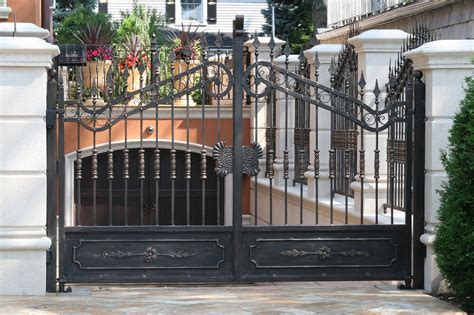 Why Galvanized Wrought Iron Is The Best Choice For Your Project D J A