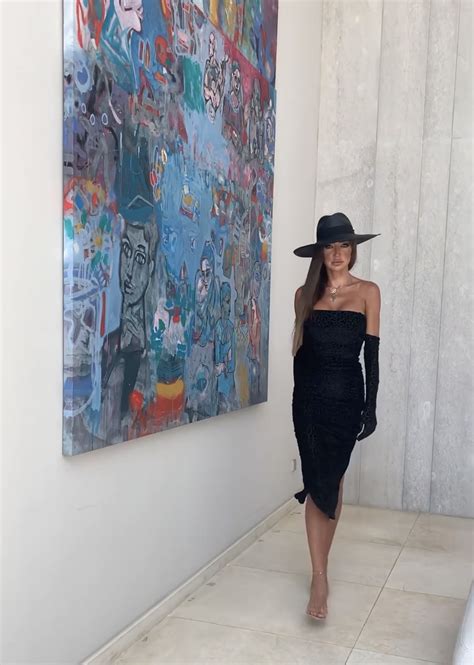 Extra Chic Fierce Asf Jet Set Babe Fashion Look Slaylebrity