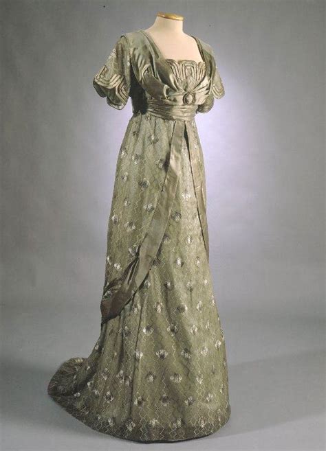 Rate The Dress Celebration Green In 1912 The Dreamstress Edwardian