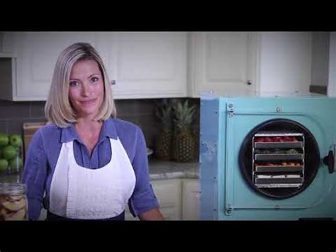 Freeze Drying Vs Dehydrating Youtube