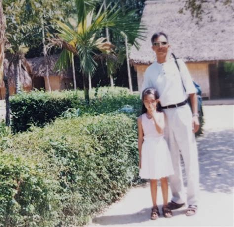 Tích cực khoe ảnh hồi bé dàn hot girl này khẳng định điều Gen đẹp đã ăn vào máu thì thời