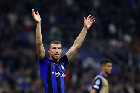 Official Starting Lineups Inter Milan Vs AC Milan Derby Edin Dzeko