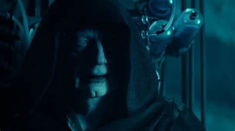 Star Wars Ian McDiarmid Was Hidden With Umbrellas On Rise Of Skywalker