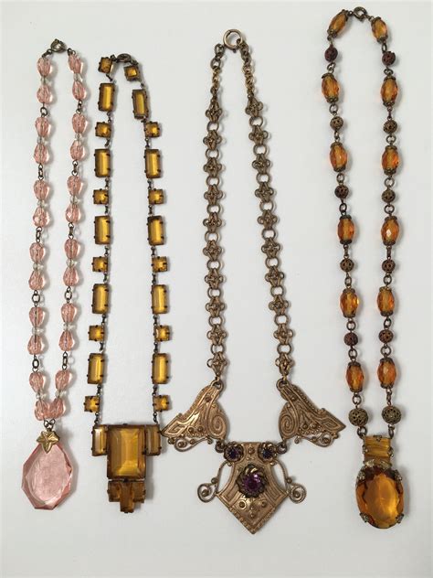 #1930s #vintagejewelry | Fashion jewelry, Vintage jewelry, Art deco