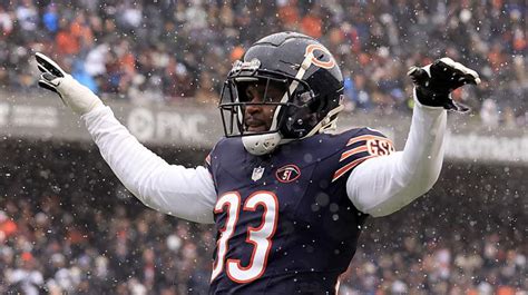 Jaylon Johnson Sounds Off, Says Bears Owe Him Record CB Deal