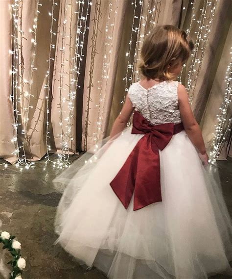 Vestido De Daminha Em Tule La O Marsala Daminhas De Casamento