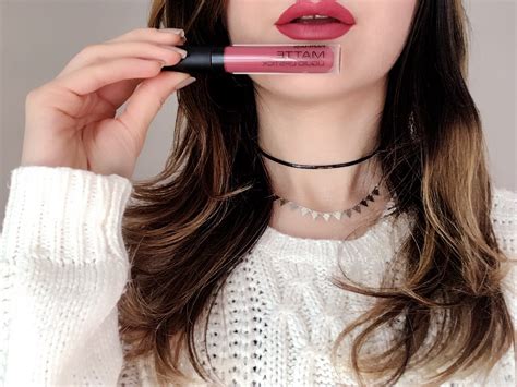 Kübra Bilgin: Farmasi Matte Liquid Lipstick