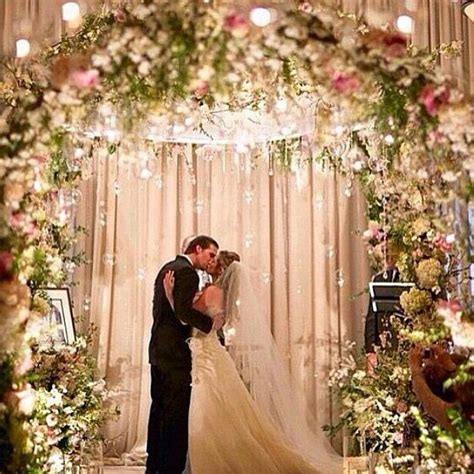 Que O Dia Comece Em Romance Casamento Decoracaodealtar Altar Rosas