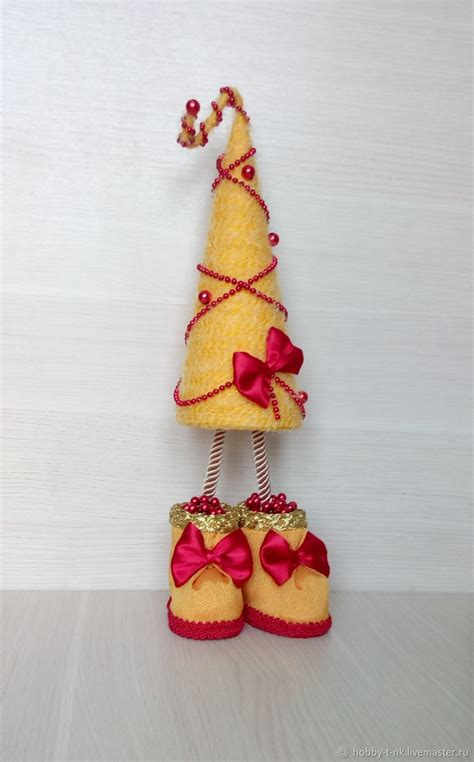 Елка в ботинках (жёлтая) в интернет-магазине на Ярмарке Мастеров | Елки ...