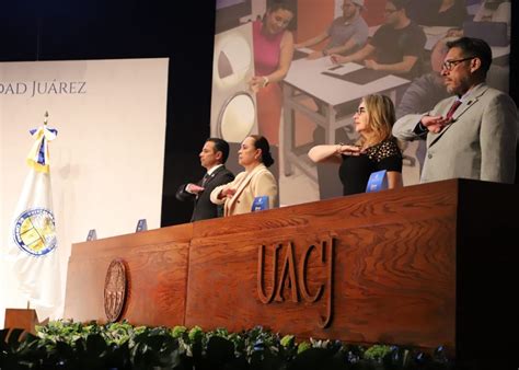 Rector De La UACJ Presenta Su Quinto Informe De Actividades