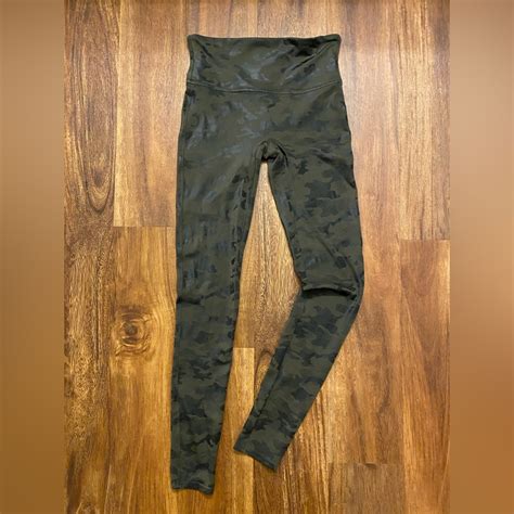 Spanx Green Camo Faux Leather Leggings Gem