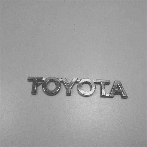 надпись TAYOTA - купить по выгодным ценам в интернет-магазине OZON ...