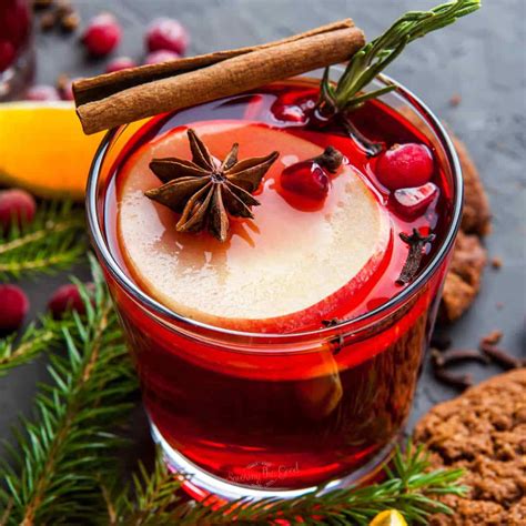 70 Best Winter Cocktails To Enjoy This Season ️ Festive Cocktails