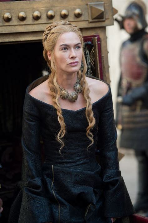 Pin By Mara On Game Of Thrones Cersei Lannister Game Of Thrones Cersei Game Of Thrones Dresses