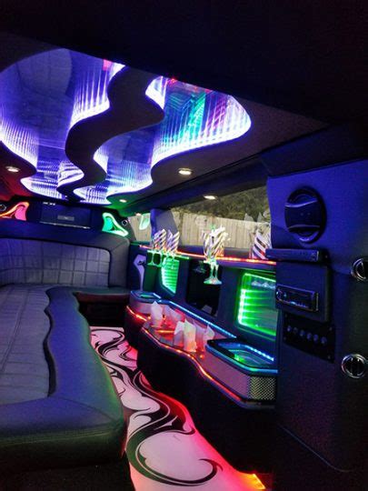 Limo Service Miami Limousine I Party Bus Rental | Love Miami Limos