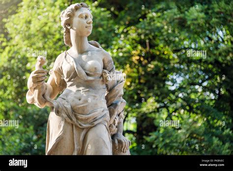 Rococosculptures Hi Res Stock Photography And Images Alamy