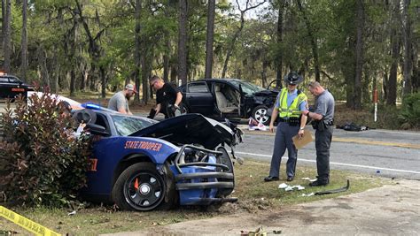 UPDATE: Georgia state trooper, 2 others injured in Walthourville crash