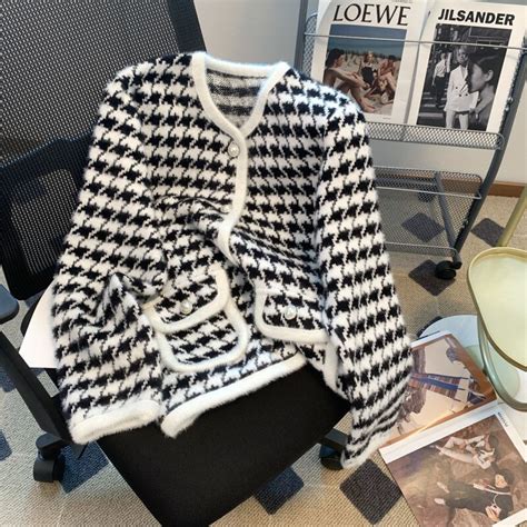 Xiaoxiangfeng Retro Houndstooth Sweater Coat Autumn And Winter New