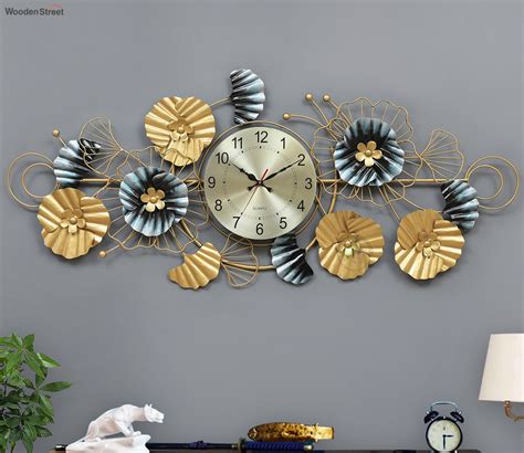 Buy Aesthetic Multicolor Metal Wall Clock and Wall Hanging Online in ...