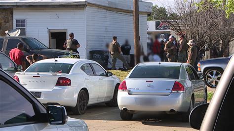 Law Enforcement Teams Execute Search Warrant Multiple Detained Wbbj Tv