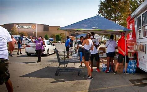 The Salvation Army and New Orleans Walmart Team Up to Serve Communities ...