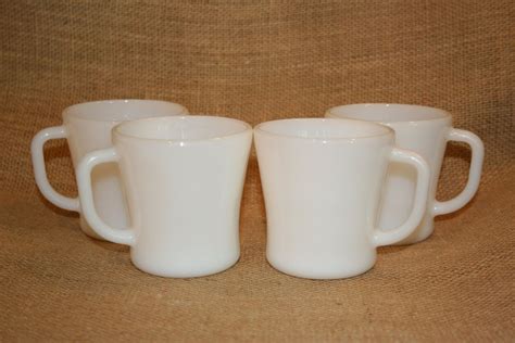 Vintage Federal Coffee Mugs Tea Cups Set Of 4 White Milkglass Etsy