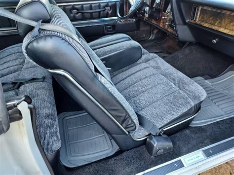 1978 Lincoln Interior Barn Finds