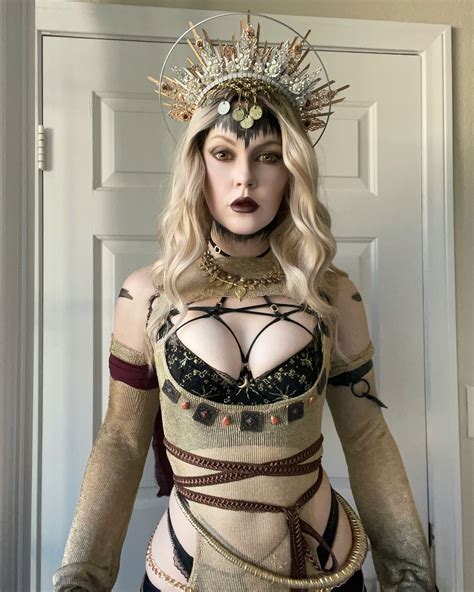 Genevieve Marie | Just shot this original look! I wore this original