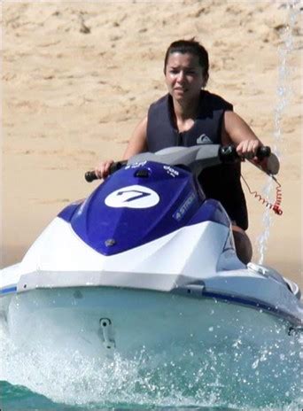 Fanny Lu Descuidos Laura G En Bikini Desde Los Cabos