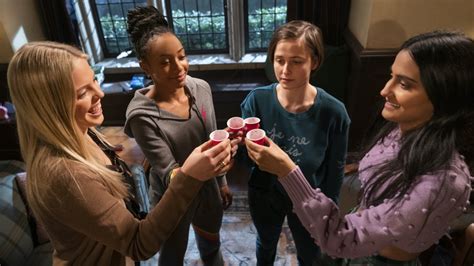 The Sex Lives Of College Girls On Hbo Max Is A Hilarious Sexy Treat From Mindy Kaling Mashable