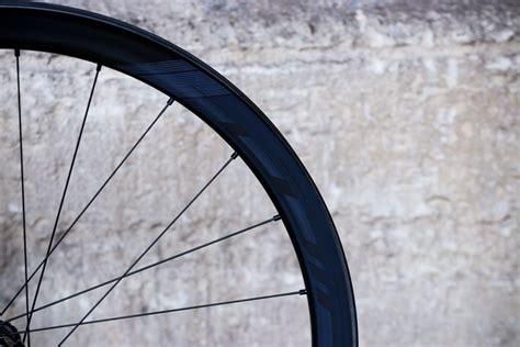 Review Fulcrum Wind Disc Brake Wheels Road Cc