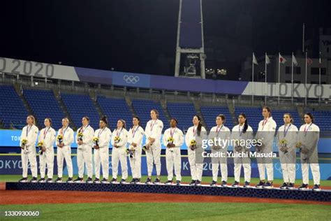 Usa Softball Olympic Photos and Premium High Res Pictures - Getty Images