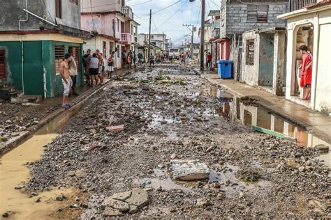 Convertida En Tormenta Tropical Laura Amenaza A Cuba OnCubaNews