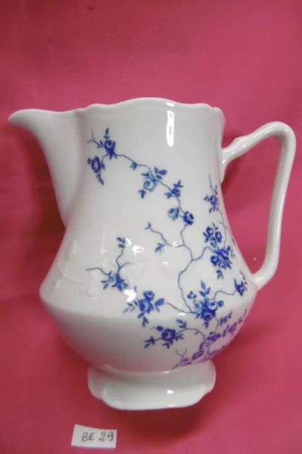 Pichet Ou Pot Lait En Porcelaine De Sologne Porcelaine Du Berry