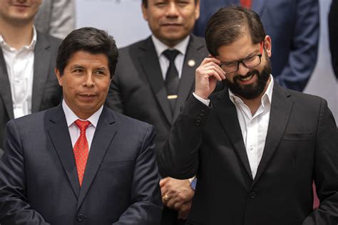 El Presidente De Perú Intentó Disolver El Congreso Y Se Le Revirtió Lo