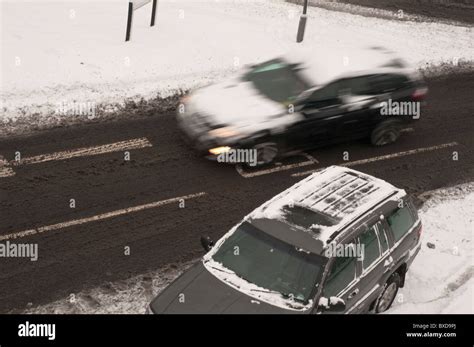 Autos Autoverkehr Fotos Und Bildmaterial In Hoher Aufl Sung Alamy