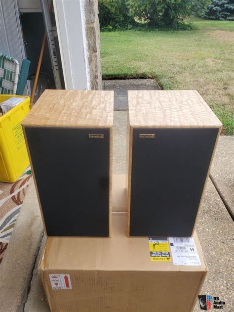 Harbeth Compact Es Th Anniversary Edition Loudspeakers Photo