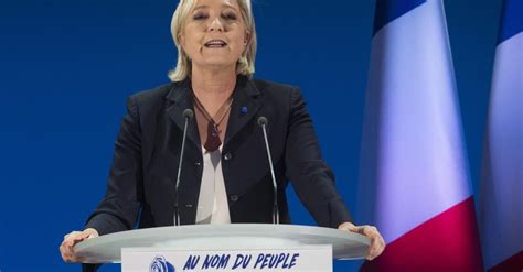 Marine Le Pen El Gesto Amable De La Ultraderecha Francesa