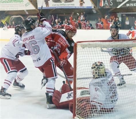 Hockey sur glace Division 2 Play offs Le match a basculé dans l